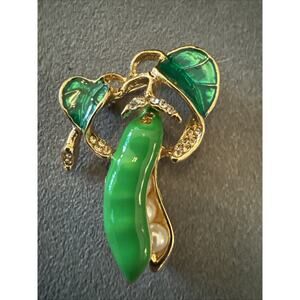 NWT Peas In A Pod Brooch Or Pin